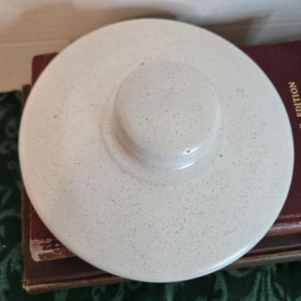 Vintage West Bend USA Stoneware Bean Pot w/Lid 1960's‎ MCM
